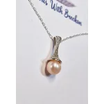 Glisten Pendant