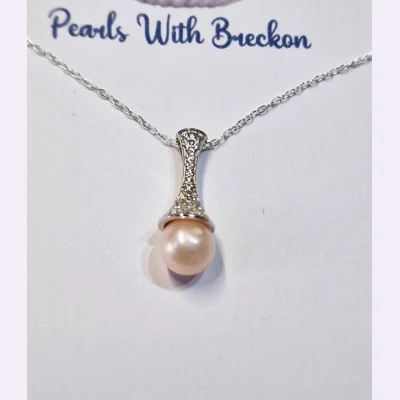 Glisten Pendant