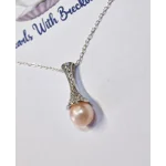 Glisten Pendant