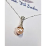 Glisten Pendant