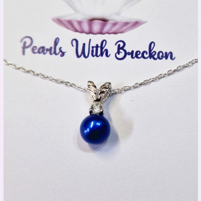 Zircon Twist Pendant