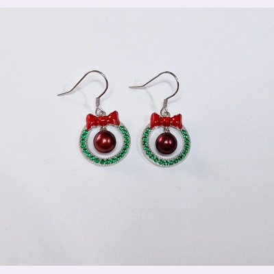 Wreath Green Sparkle Earrings