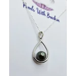 Falling Pendant