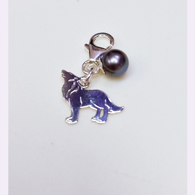 Howling Wolf Charm