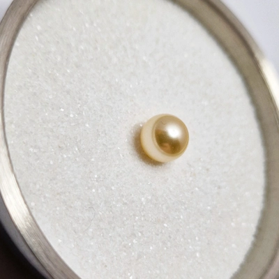 Light Gold 8mm Crystal Pearl