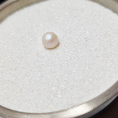 Pearlescent White Two 8mm Crystal Pearl