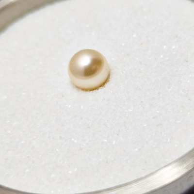 Cream One 8mm Crystal Pearl