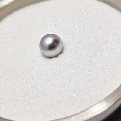 Light Grey One 8mm Crystal Pearl