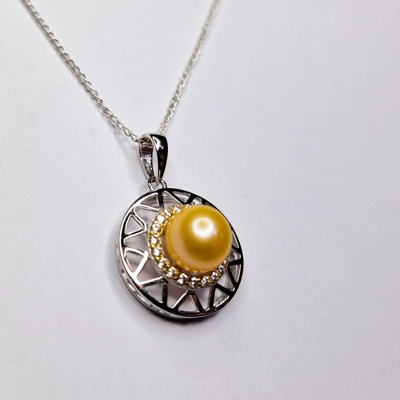 Solar Sparkler Pendant