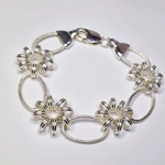 Daisy Chain Bracelet