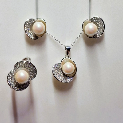 Jewelled Oyster Set