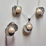 Jewelled Oyster Set