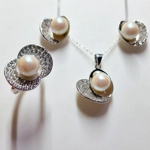Jewelled Oyster Set