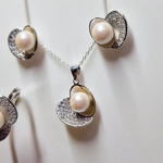Jewelled Oyster Set