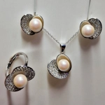 Jewelled Oyster Set