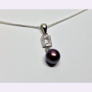 Modern Grace Pendant