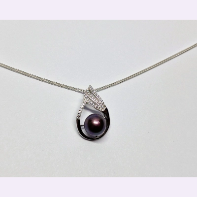 Shadow Bloom Pendant