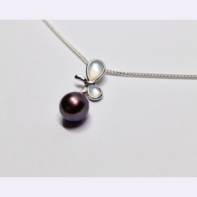 Lunar Ribbon Pendant