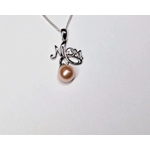 Parents Love Pendant