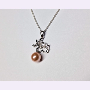 Parents Love Pendant