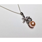 Parents Love Pendant