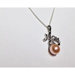 Parents Love Pendant