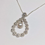 Opulent Lustre Pendant