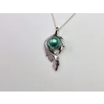 Kavi Pendant