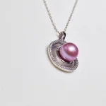 Quenelle Pendant