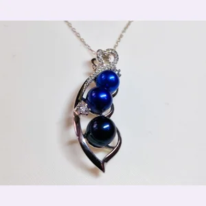 Pea Pod One Pendant