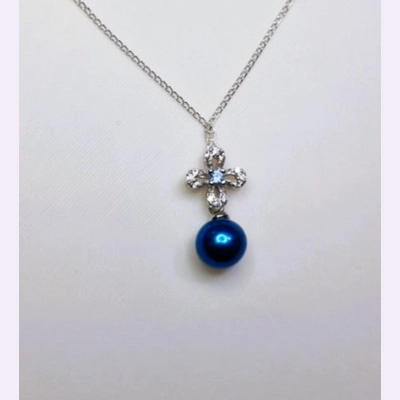 Blue Clover Pendant