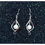 Ribbon Twist Earrings