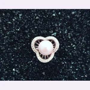 Clover Ring