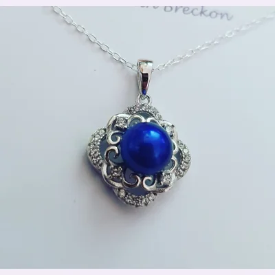 Decant Pendant