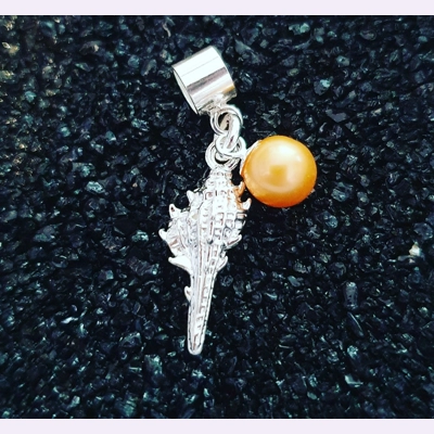 Sea Shell Charm