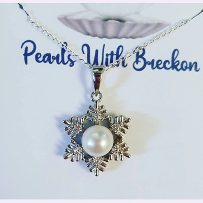 Sparkle Snowflake Pendant - Ready Made