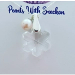 Snowflake Crystal Pendant 20mm- Crystal