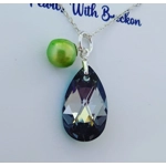 Peardrop Pendant 22mm - Green