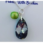 Peardrop Pendant 22mm - Green