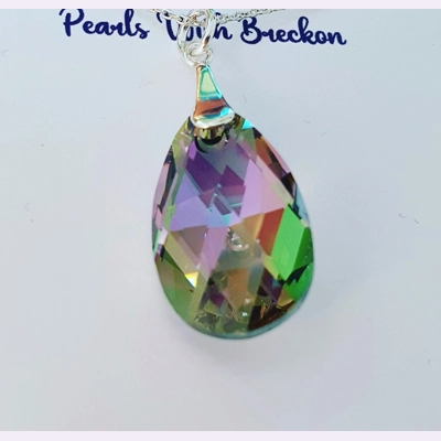 Paradise Shine - Peardrop Pendant 28mm