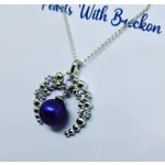 Vinok Pendant