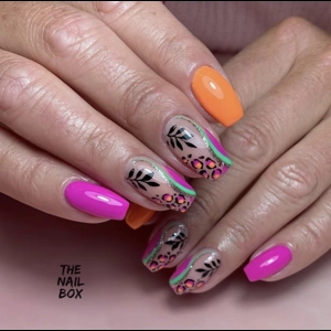 Dixie Plates Lots of Leaves 01 Mini Plate