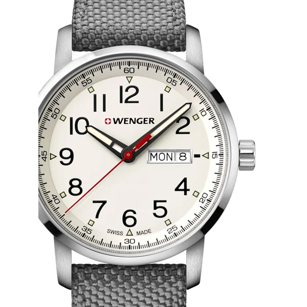 Wenger 01.1541.106 Attitude Heritage Men's 42mm 10 ATM