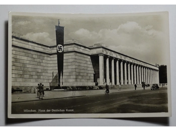 Munich. House of German Art photographic postcard