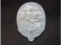 Original German Nazi Labour day 1935 badge