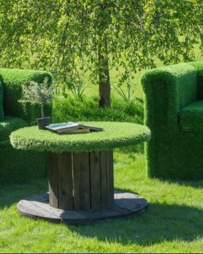 Two Seater Grass Sofa hire