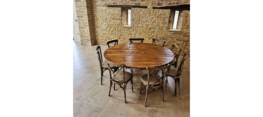 Round Vintage Table Hire