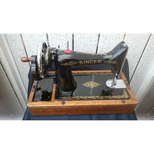 Singer 99k hand crank