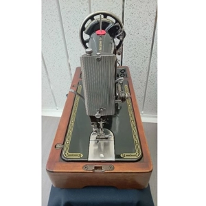 Singer 99k hand crank