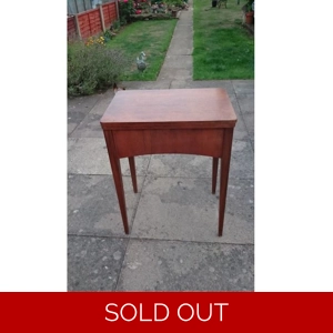 Singer machine sewing table